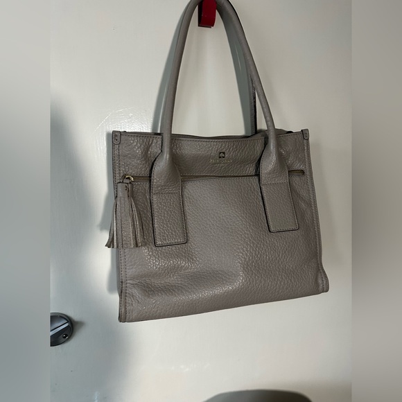 kate spade Handbags - Kate Spade Taupe Leather Tote
